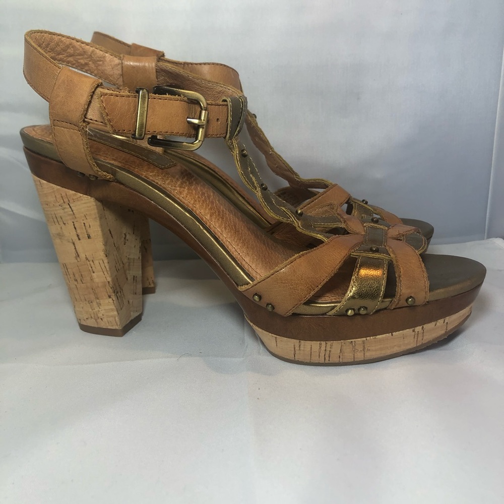 Nurture Cork Heeled Sandals - size 8.5
